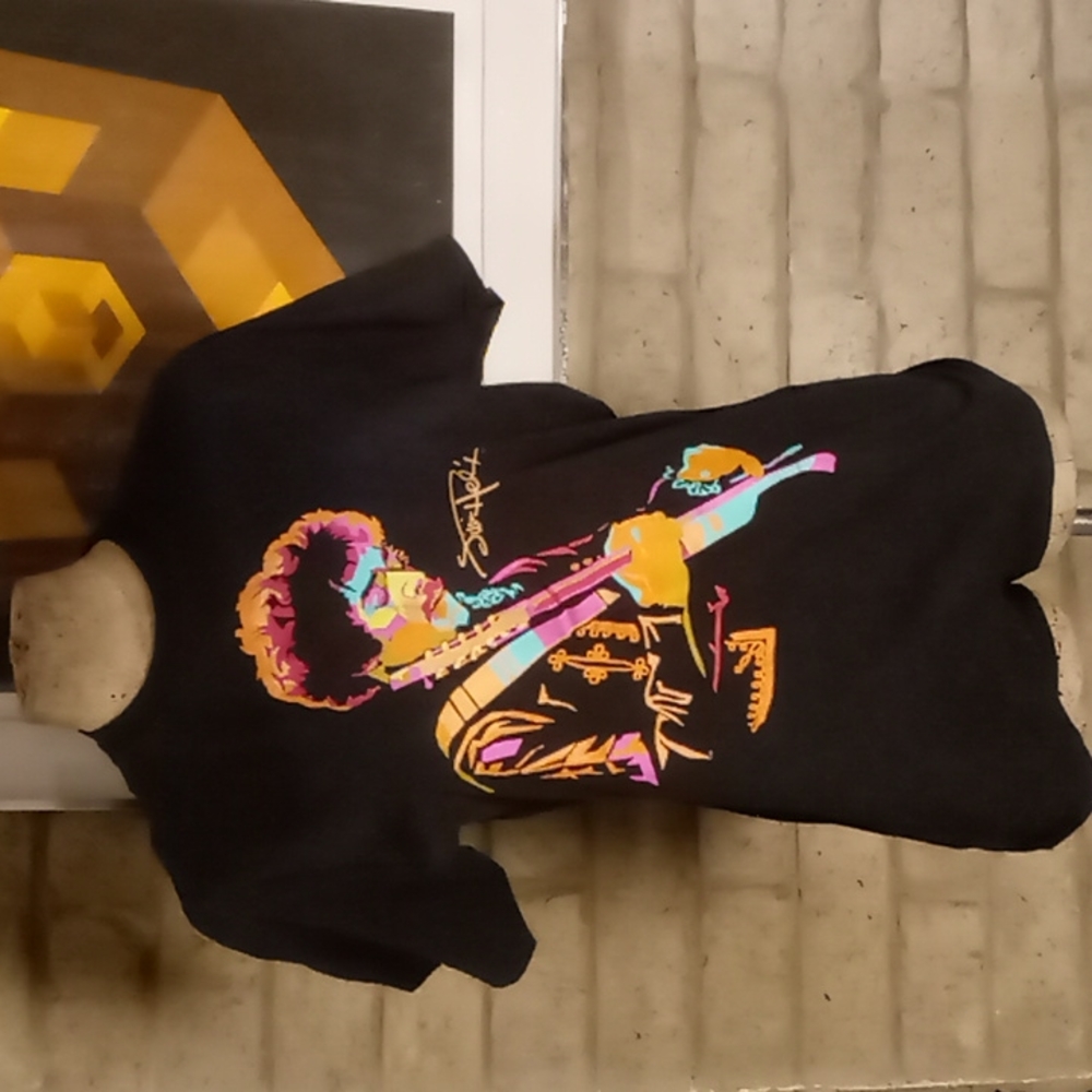 Jimi Hendrix LG tshirt 12